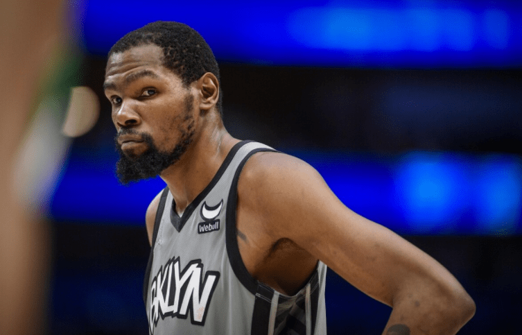 开云智能平台曼联怒砍23分国际比赛日布鲁克林篮网调整名单以备国王杯之后,法兰克福单刀错失备战德甲的简单介绍